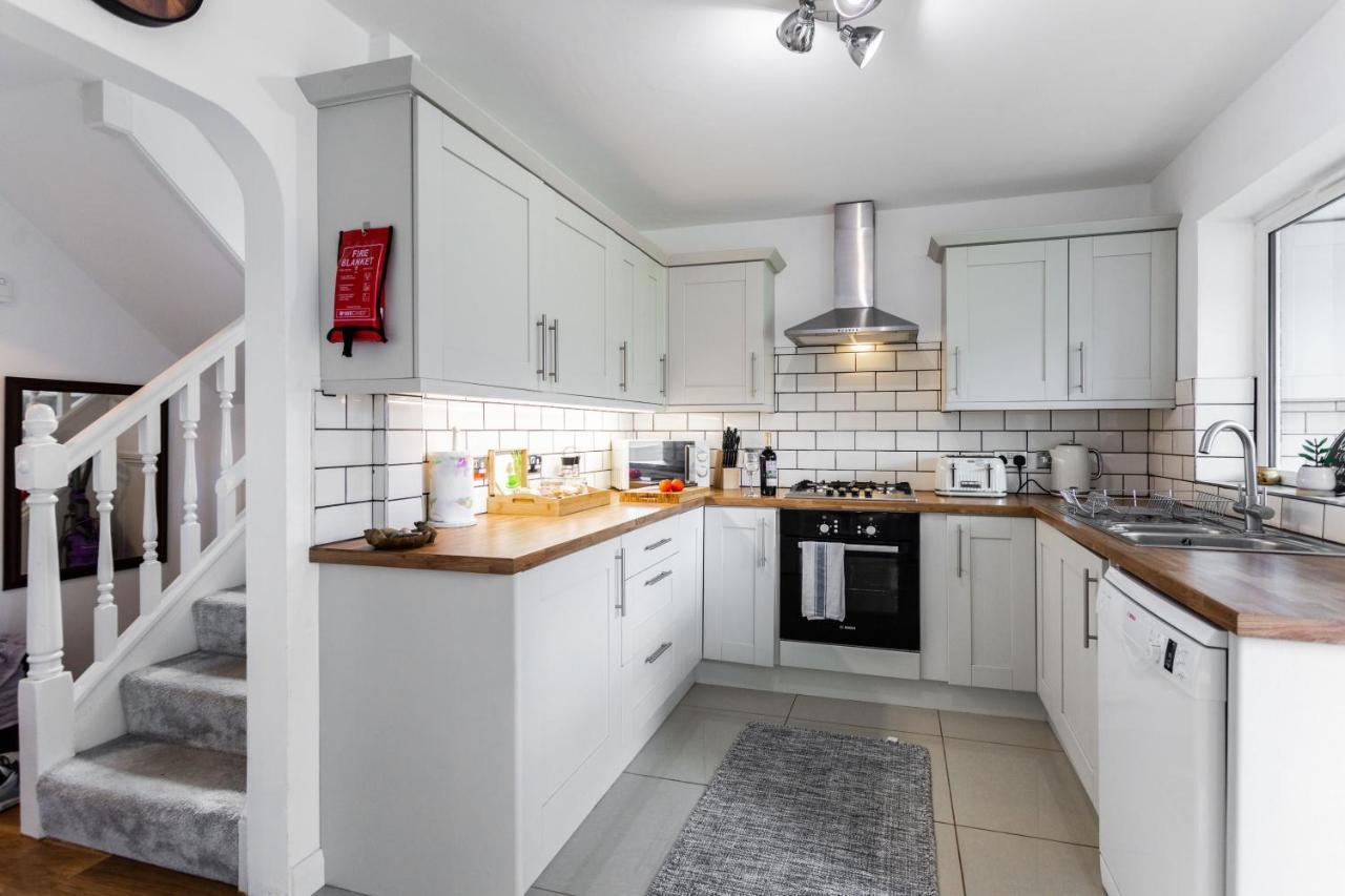 Maunsell House - Lovely Central Home Near Designer Outlets & Town With Parking Ashford  Extérieur photo